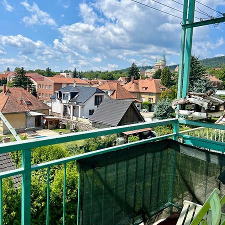Luxury Apartman Bajmóc Kültér fotó