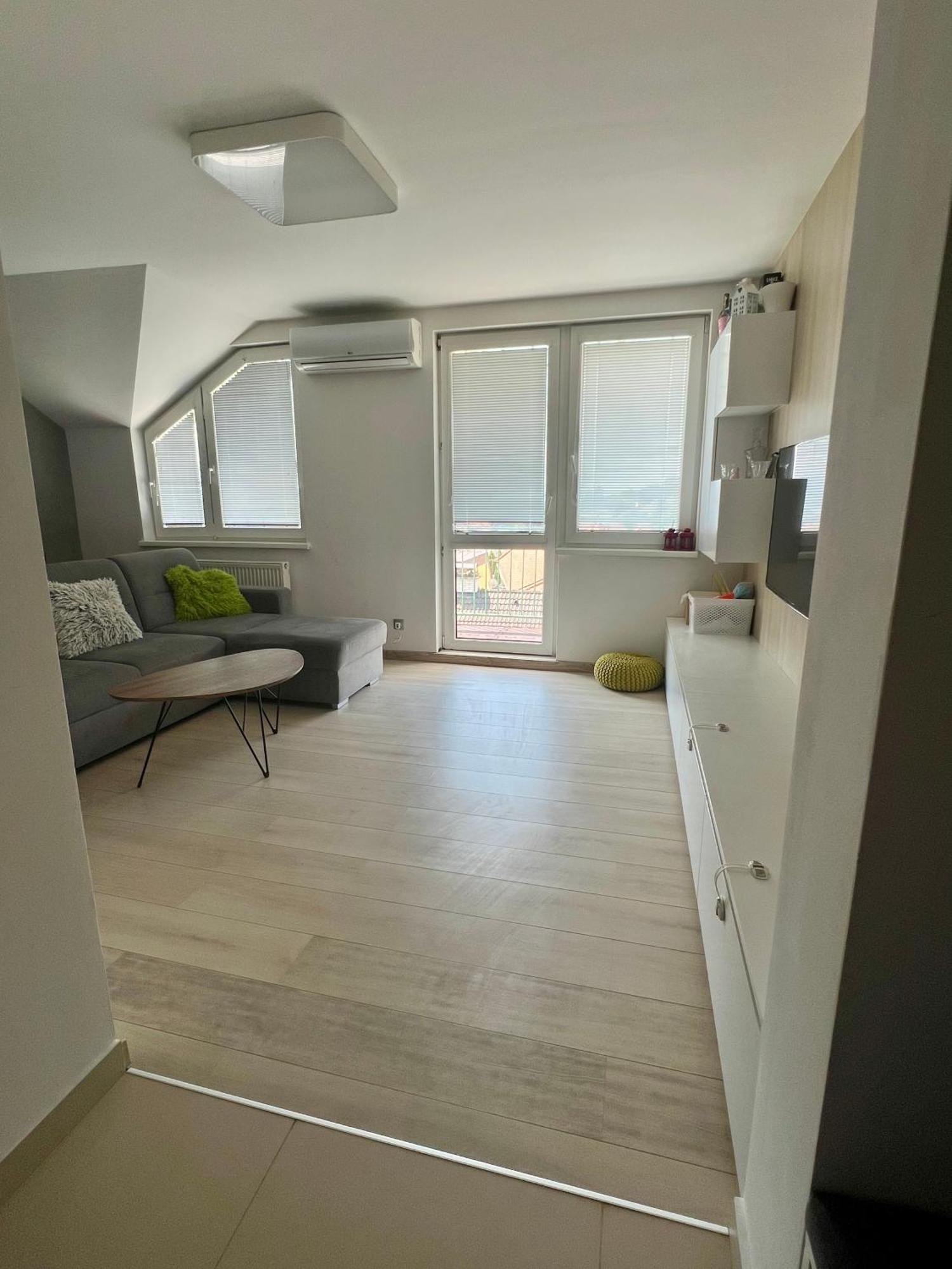 Luxury Apartman Bajmóc Kültér fotó