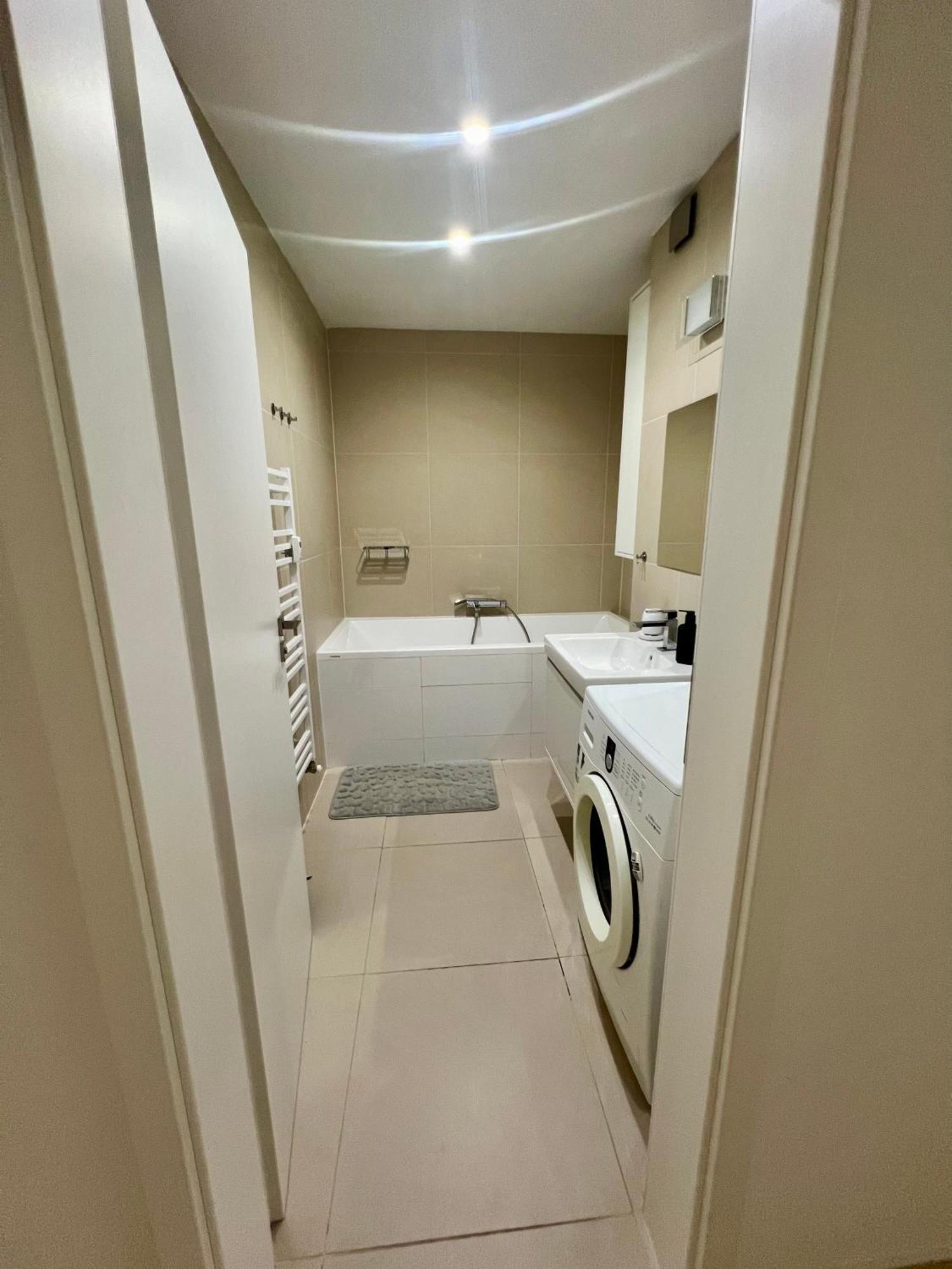 Luxury Apartman Bajmóc Kültér fotó